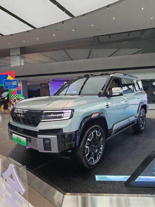 广州94比亚迪方程豹硬派越野的爆款，英菲尼迪35周年与你共成长