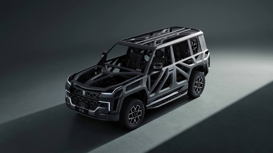 广州94仰望U8硬派越野的科技魅力，国能汽车对传统燃油车市场的冲击